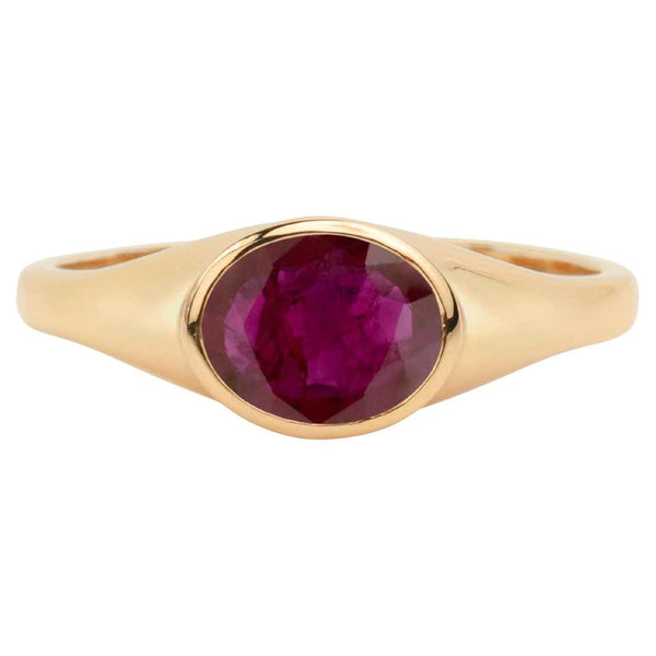 Red Ruby Signet Ring in 18K Yellow Gold